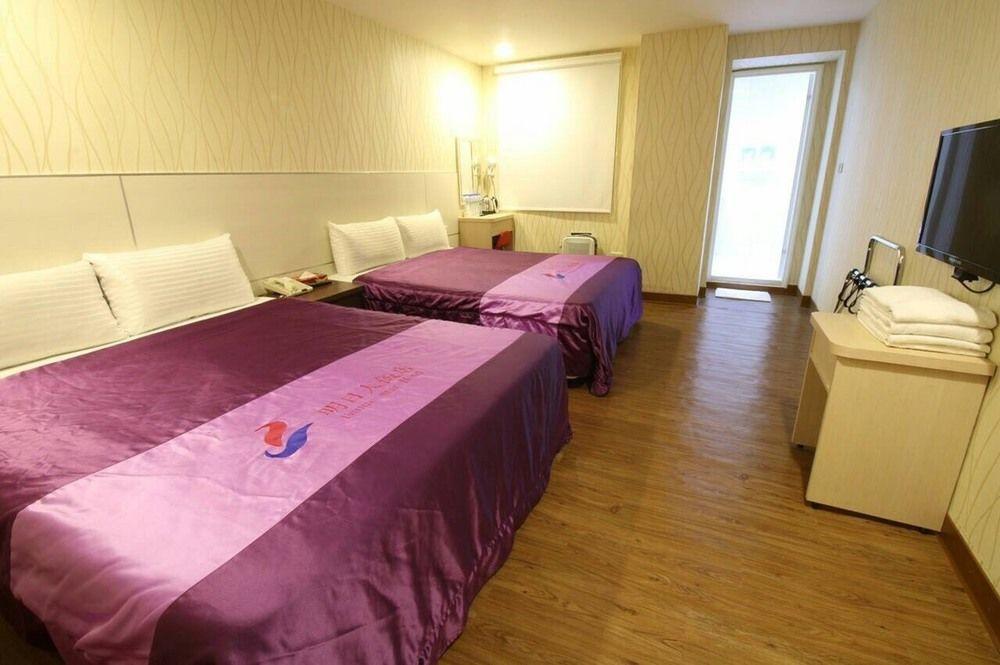 Tomorrow Hotel Taipei Esterno foto