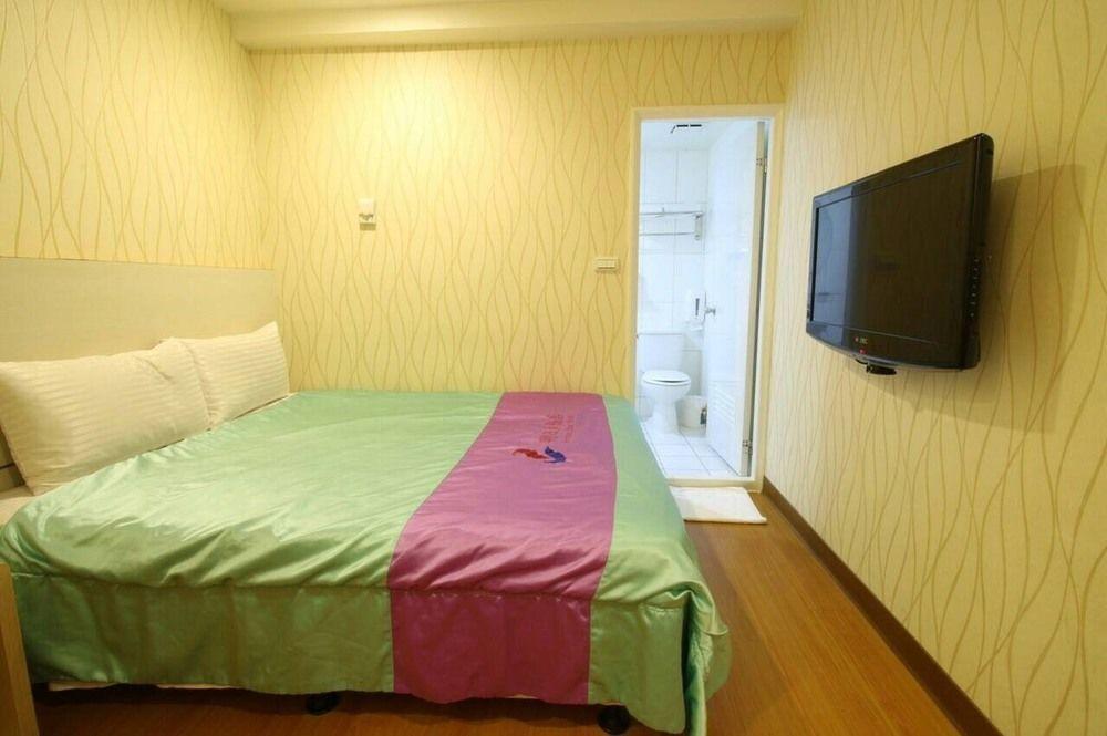 Tomorrow Hotel Taipei Esterno foto