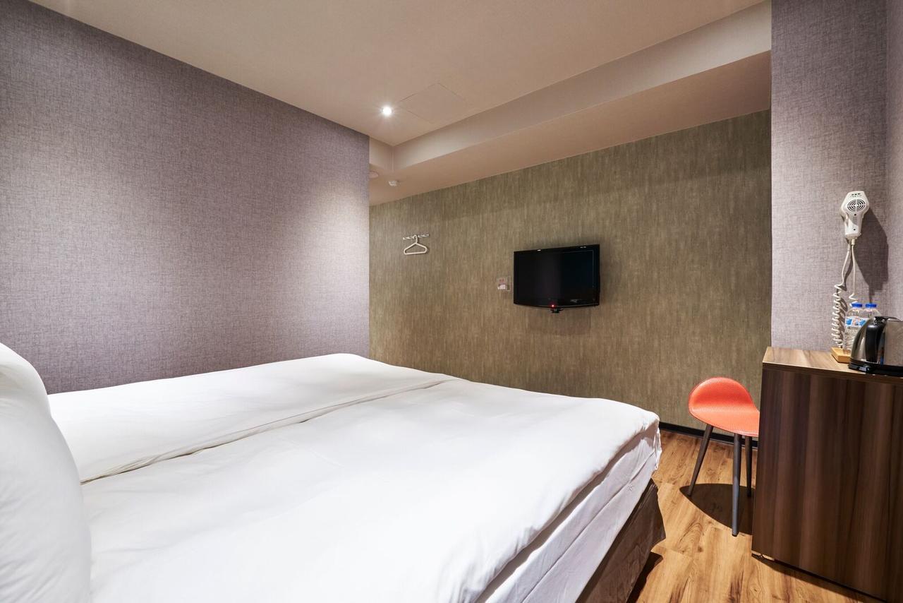 Tomorrow Hotel Taipei Esterno foto