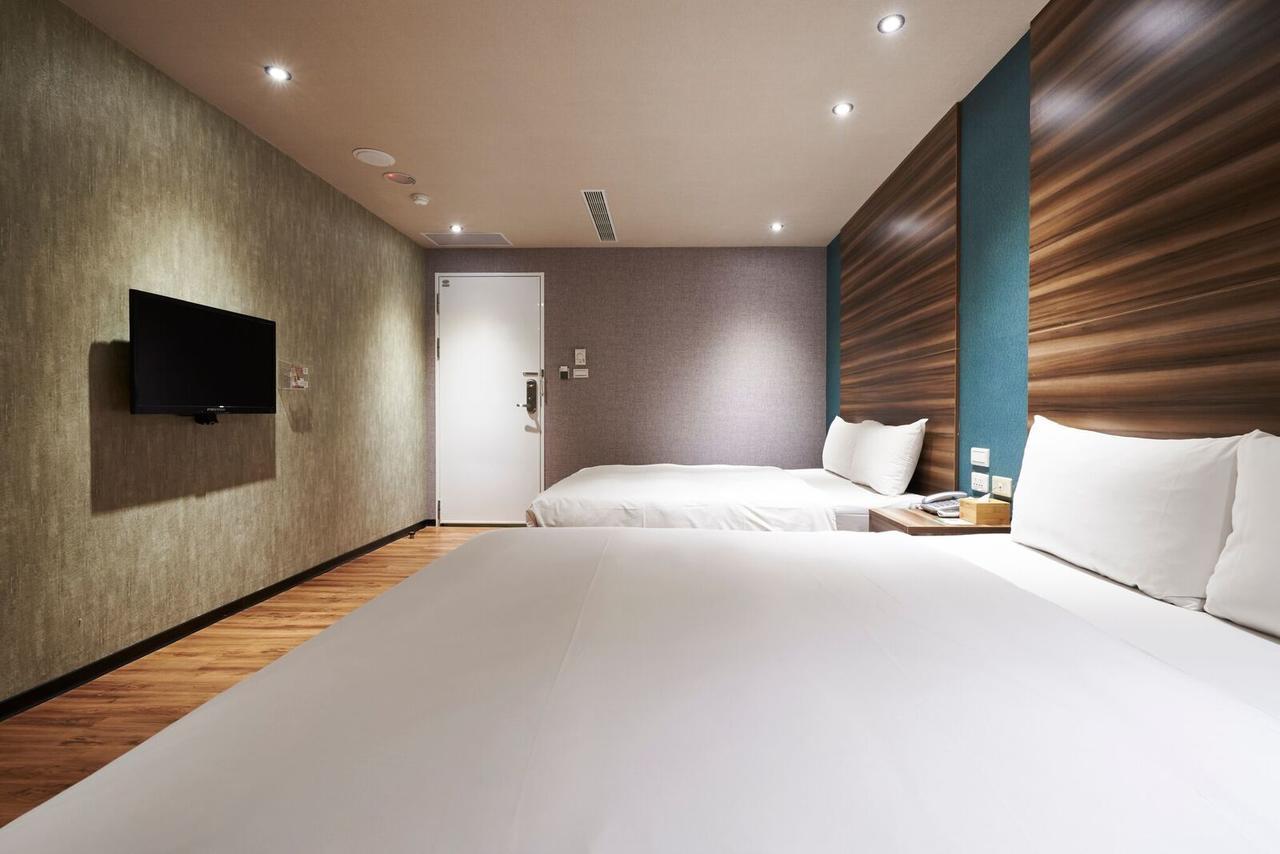 Tomorrow Hotel Taipei Esterno foto