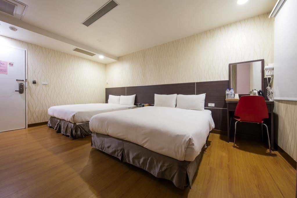 Tomorrow Hotel Taipei Esterno foto