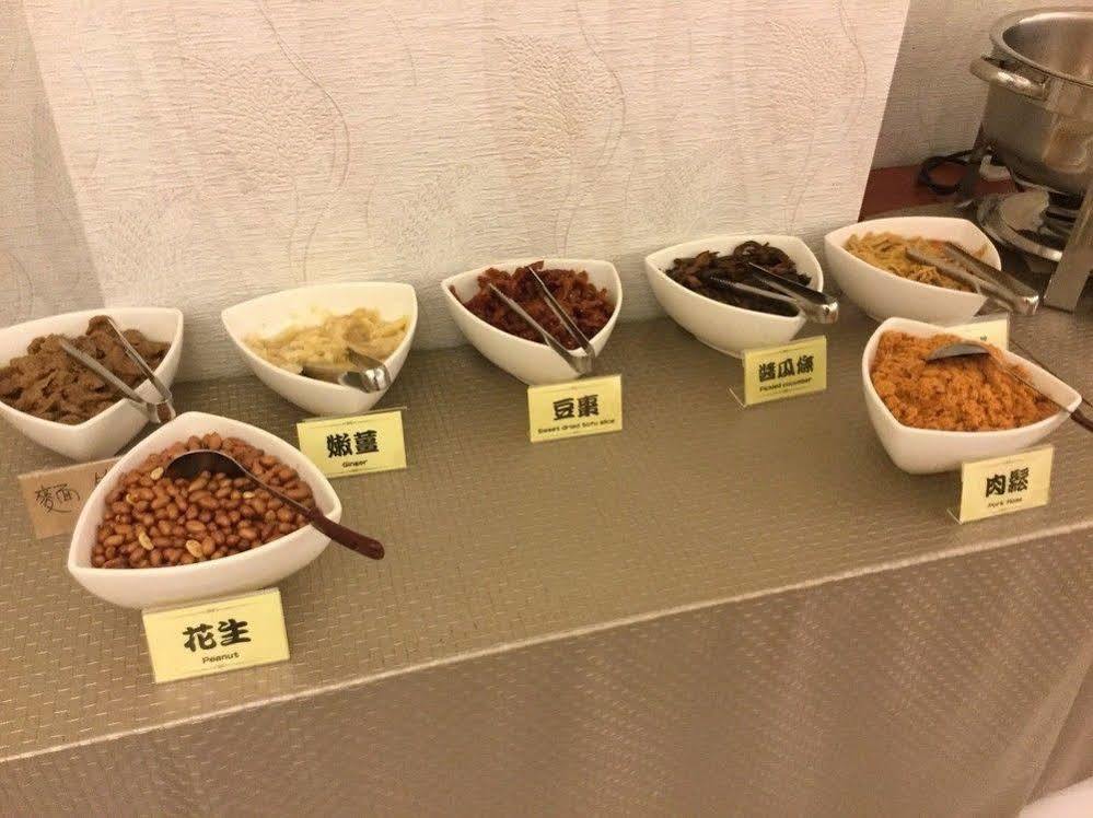 Tomorrow Hotel Taipei Esterno foto